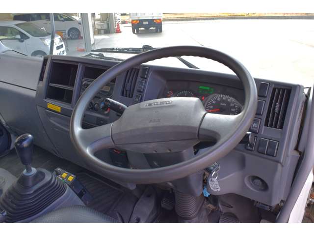 Isuzu Forward 11