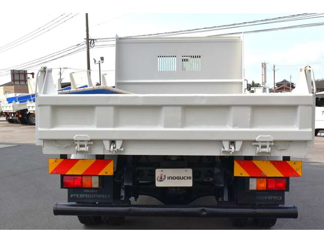 Isuzu Forward 5
