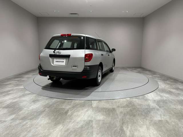 Nissan AD 3
