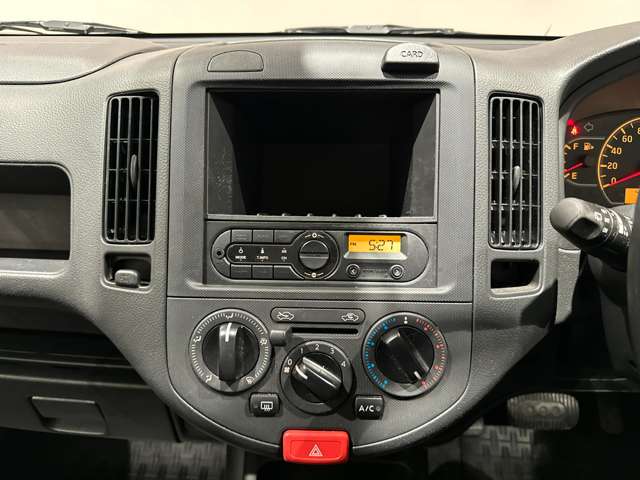 Nissan AD 6