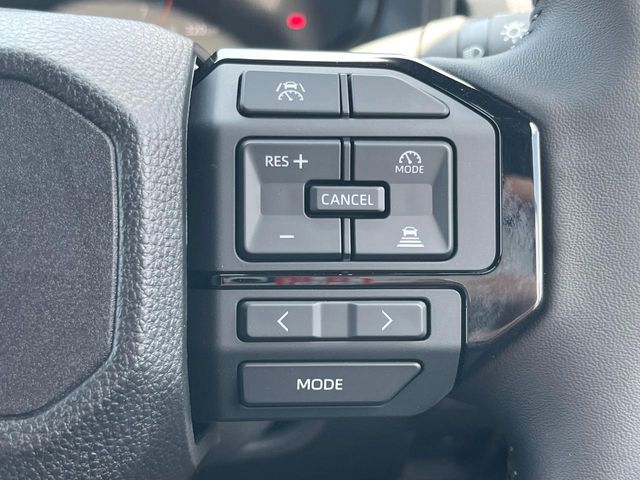 Toyota Land Cruiser FJ 8