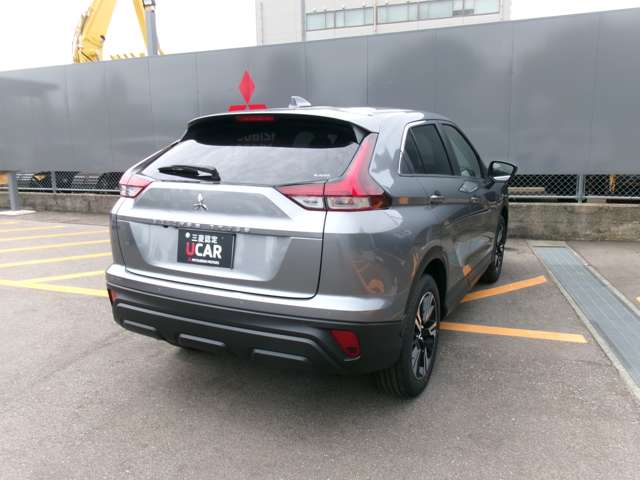 Mitsubishi Eclipse Cross 8