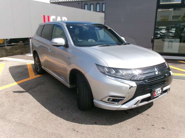 Mitsubishi Outlander PHEV 6