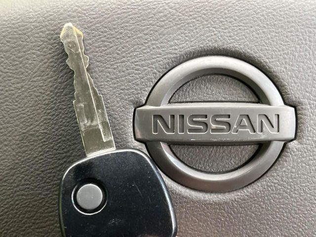 Nissan NV100 Clipper 4