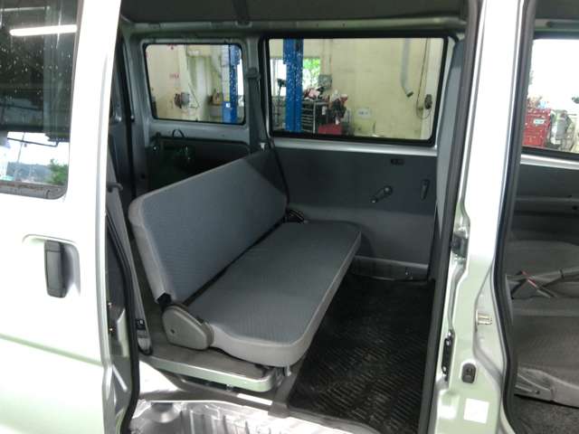 Mitsubishi Minicab EV 9