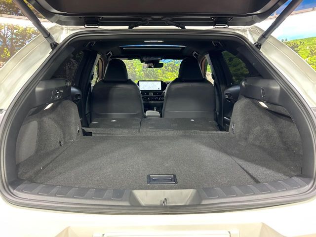 Lexus UX 10