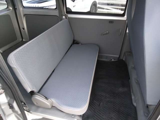 Mitsubishi Minicab EV 9