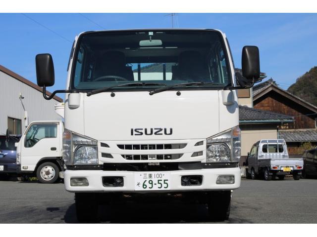 Isuzu Elf 2
