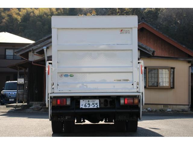 Isuzu Elf 5