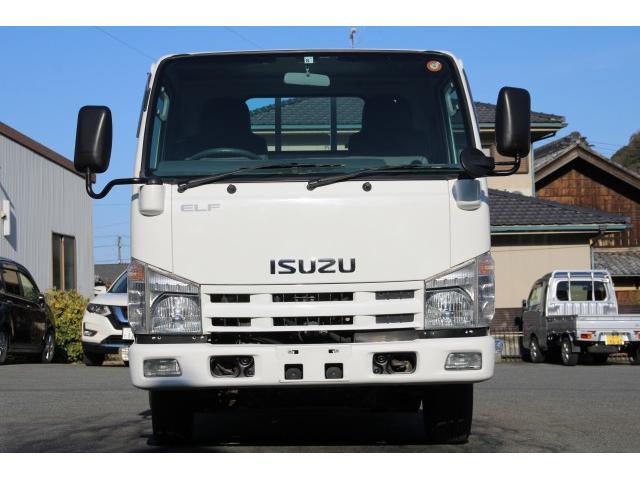 Isuzu Elf 2