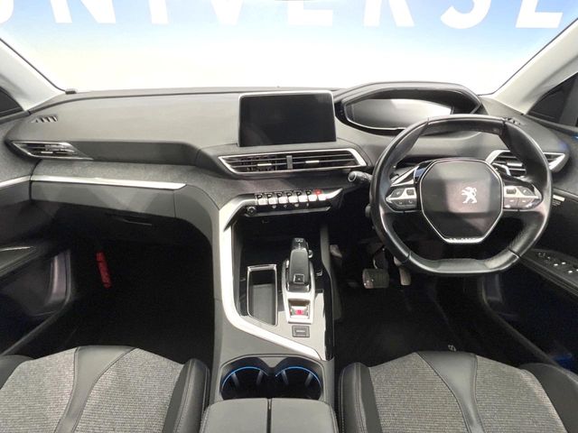 Peugeot 5008 2