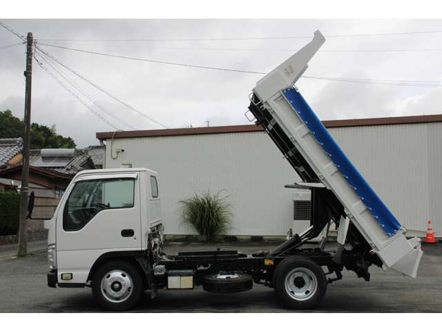 Isuzu Elf 6