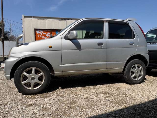 Daihatsu Terios Kid 5
