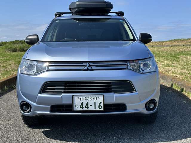 Mitsubishi Outlander PHEV 8