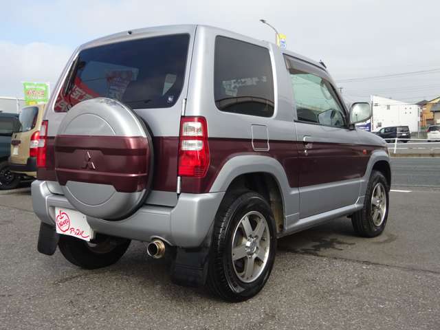 Mitsubishi Pajero Mini 6