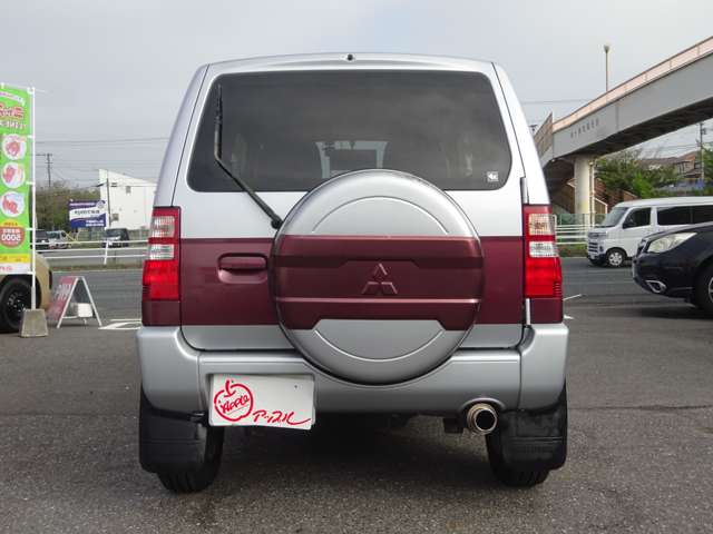Mitsubishi Pajero Mini 7