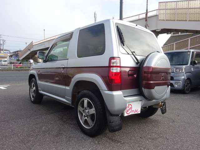 Mitsubishi Pajero Mini 8
