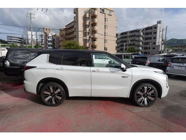 Mitsubishi Outlander 11