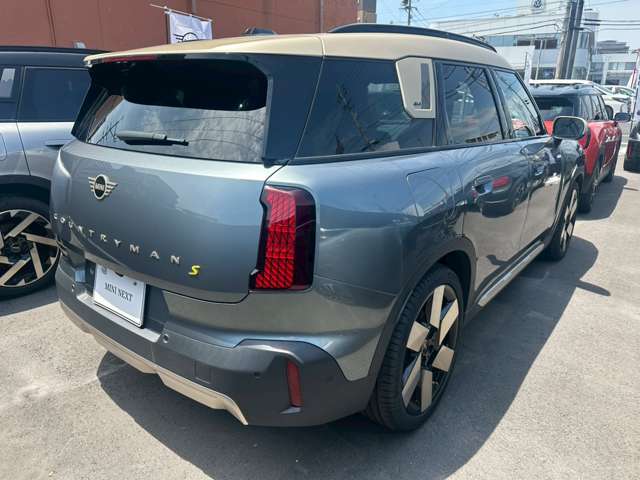 MINI Countryman 4