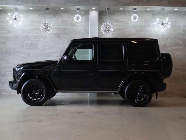 Mercedes-Benz G-Class 9