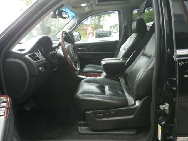 Cadillac エスカレード 11