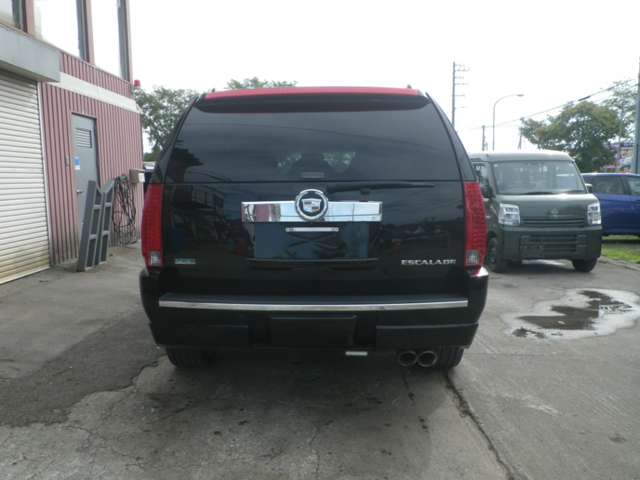 Cadillac エスカレード 5