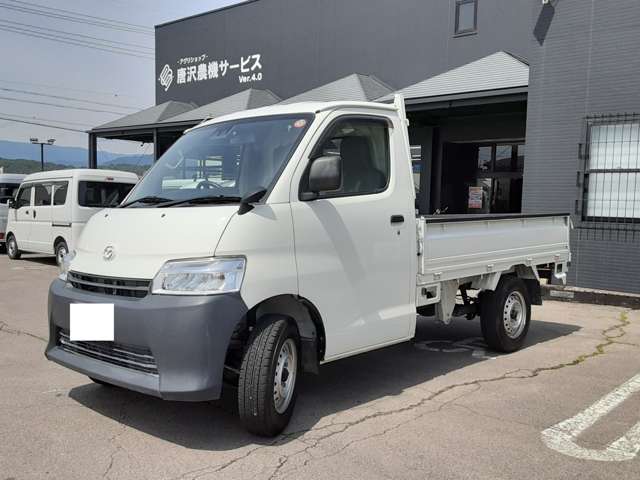Mazda Bongo Truck 4