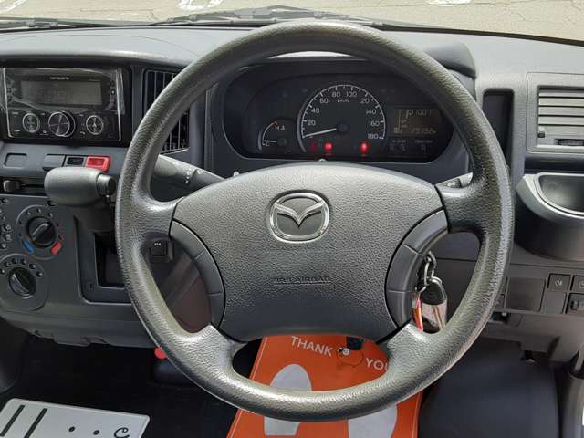 Mazda Bongo Truck 10
