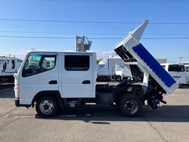 Mitsubishi Fuso Canter 7