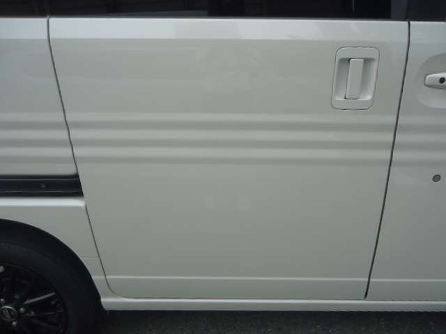 Honda N-VAN 12