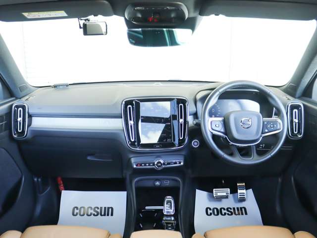 Volvo XC40 4
