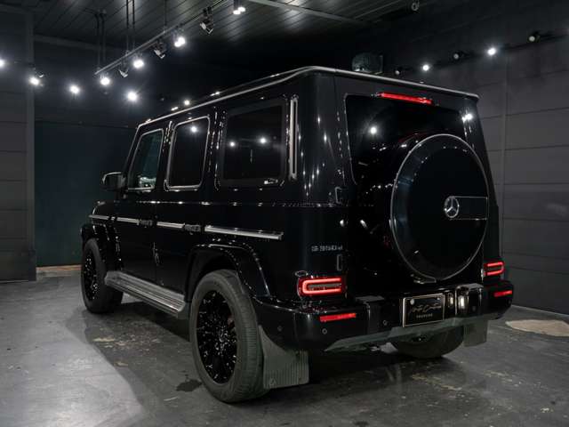 Mercedes-Benz G-Class 4