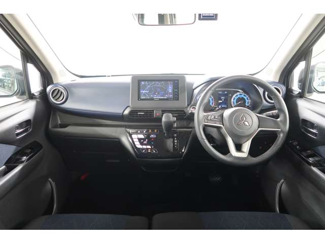 Mitsubishi eK X 7