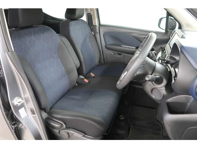 Mitsubishi eK X 8