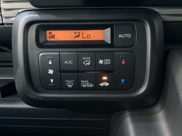 Honda N-VAN 11