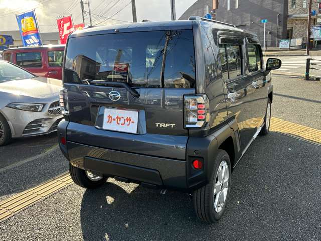 Daihatsu Taft 7