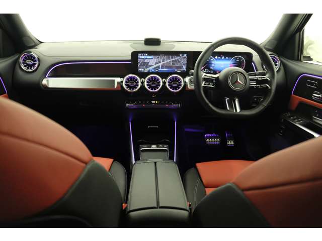Mercedes-Benz GLB 6