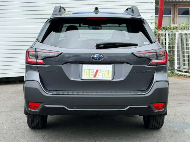 Subaru Legacy Outback 8