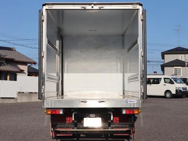 Mitsubishi Fuso Canter 11