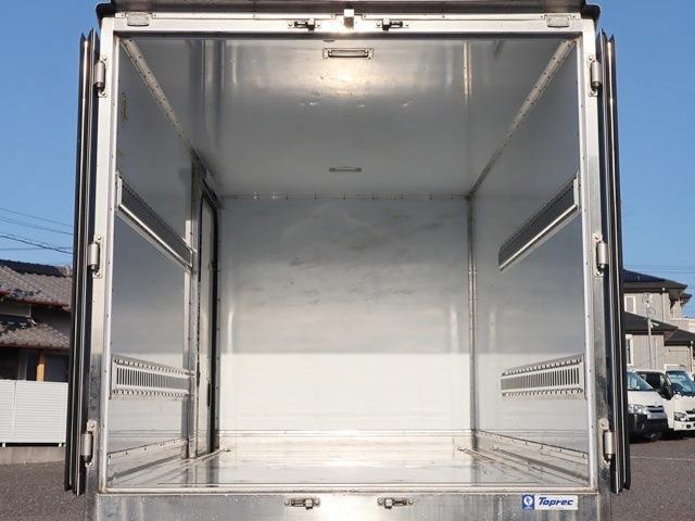 Mitsubishi Fuso Canter 12
