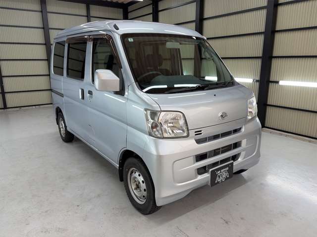 Daihatsu Hijet Cargo 7