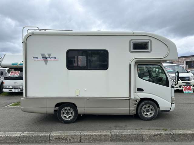 Toyota Camroad 12