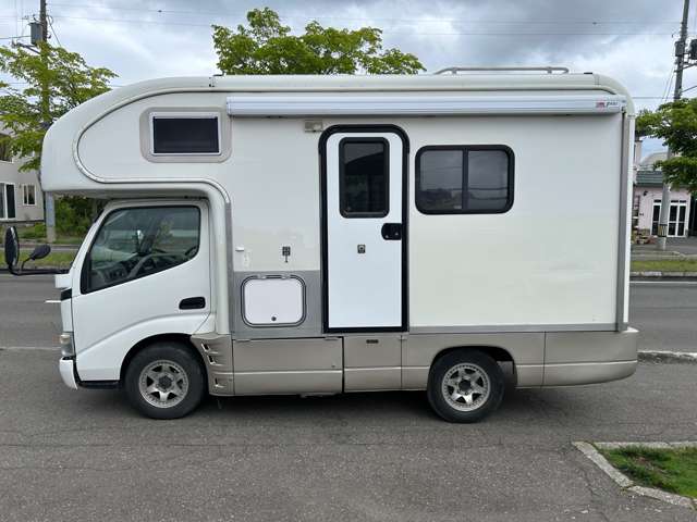 Toyota Camroad 8