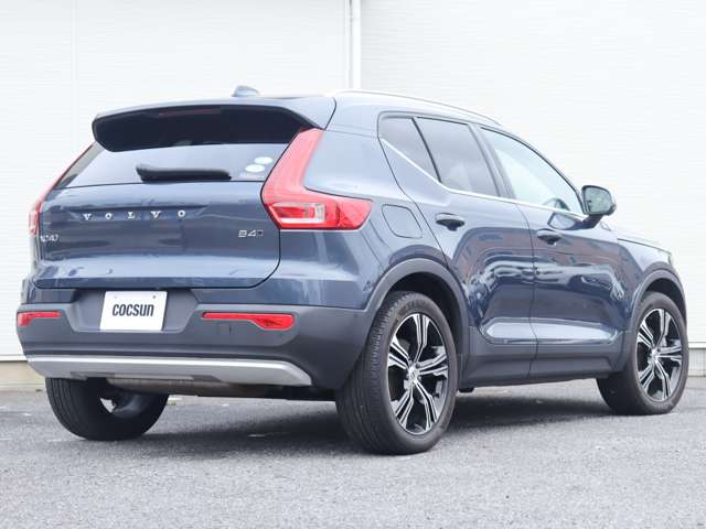 Volvo XC40 8