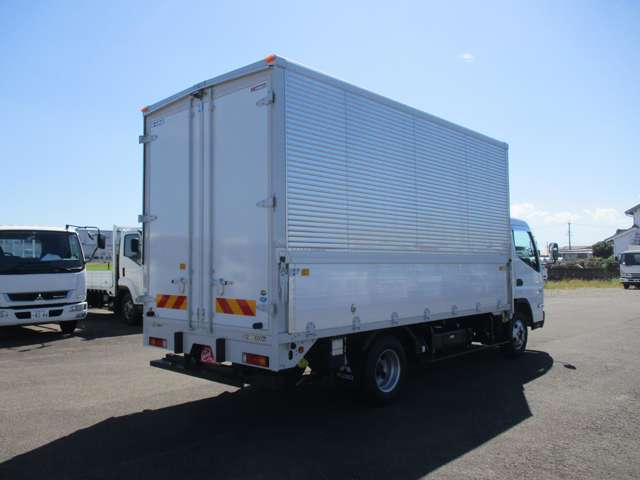 Mitsubishi Fuso Canter 12