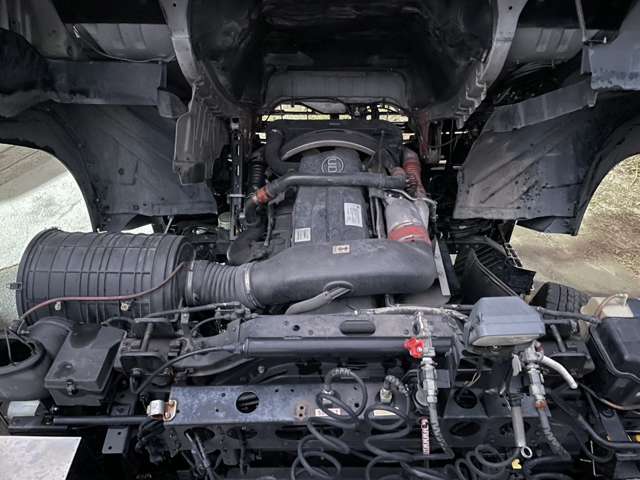 UD Trucks Quon 9