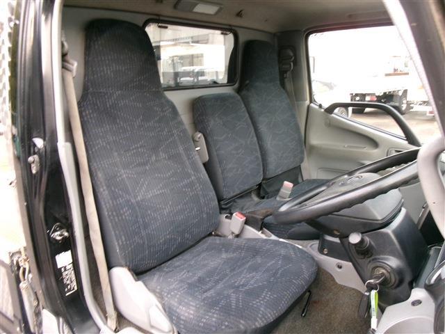 Hino Dutro 6