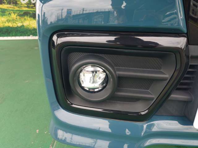 Suzuki Spacia Base 9