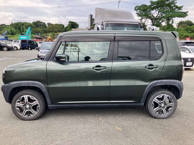 Mazda Flair Crossover 11