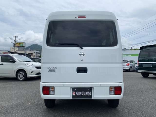 Nissan NV100 Clipper 10